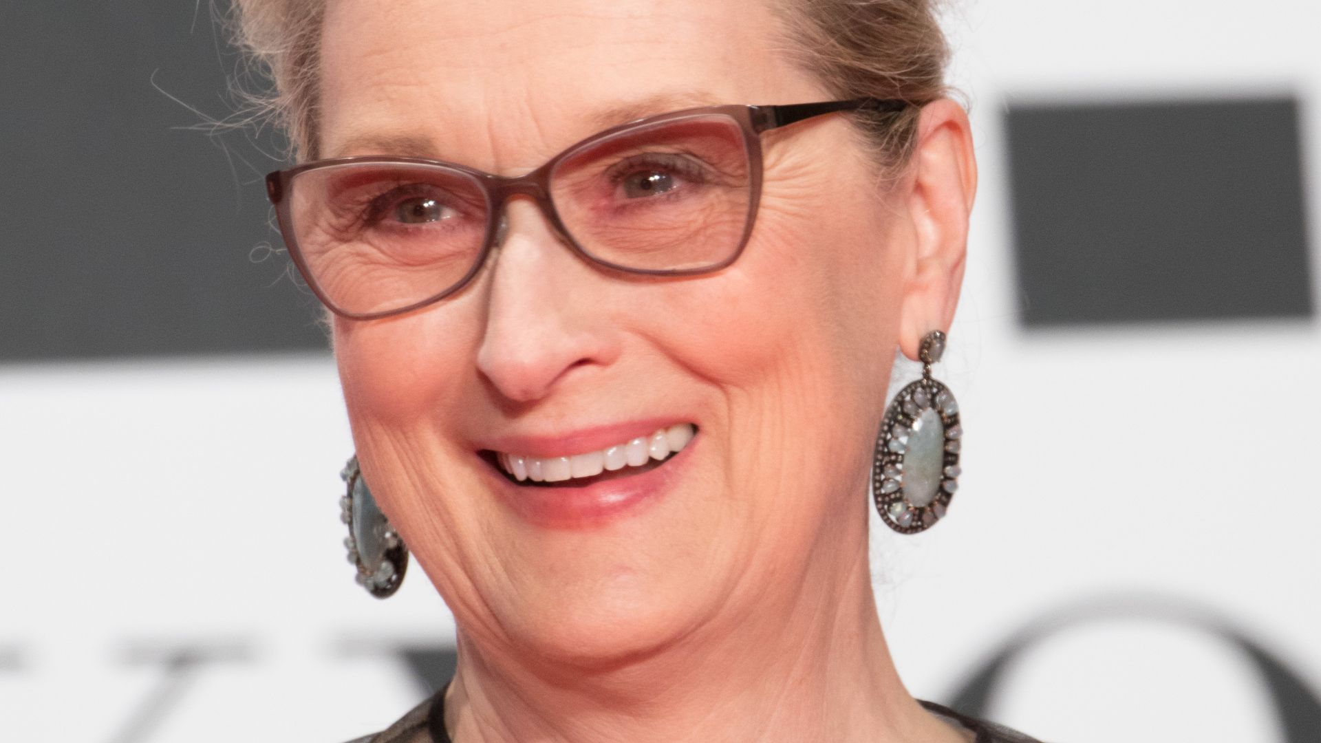 File:Meryl Streep at the Tokyo International Film Festival 2016 (32801846044) (cropped).jpg