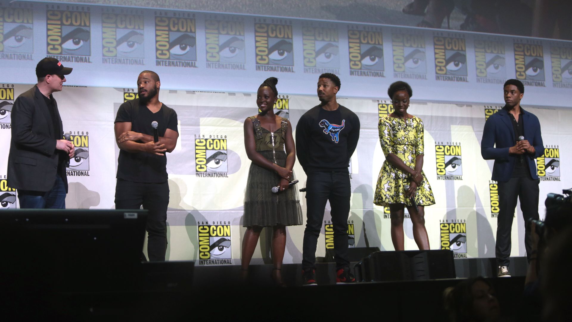 File:Kevin Feige, Ryan Coogler, Lupita Nyong'o, Michael B. Jordan, Danai Gurira & Chadwick Boseman (28556269801).jpg