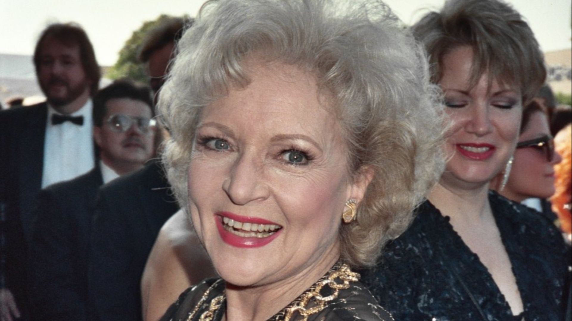 File:Betty White (1).jpg