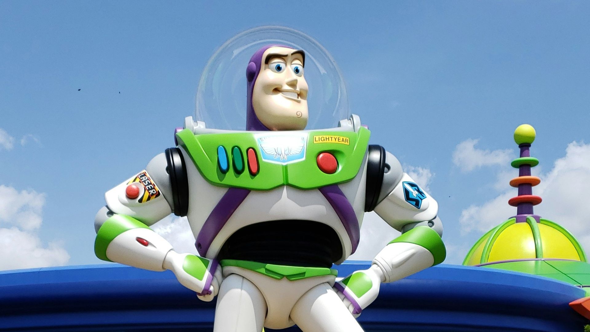 Buzz Lightyear statue