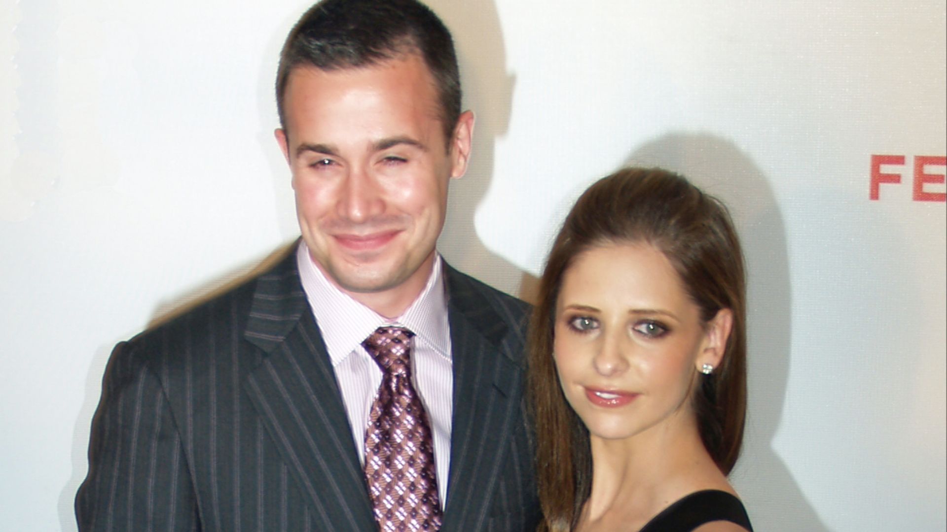 File:Freddie Prinze Jr and Sarah Michelle Gellar by David Shankbone (cropped).jpg