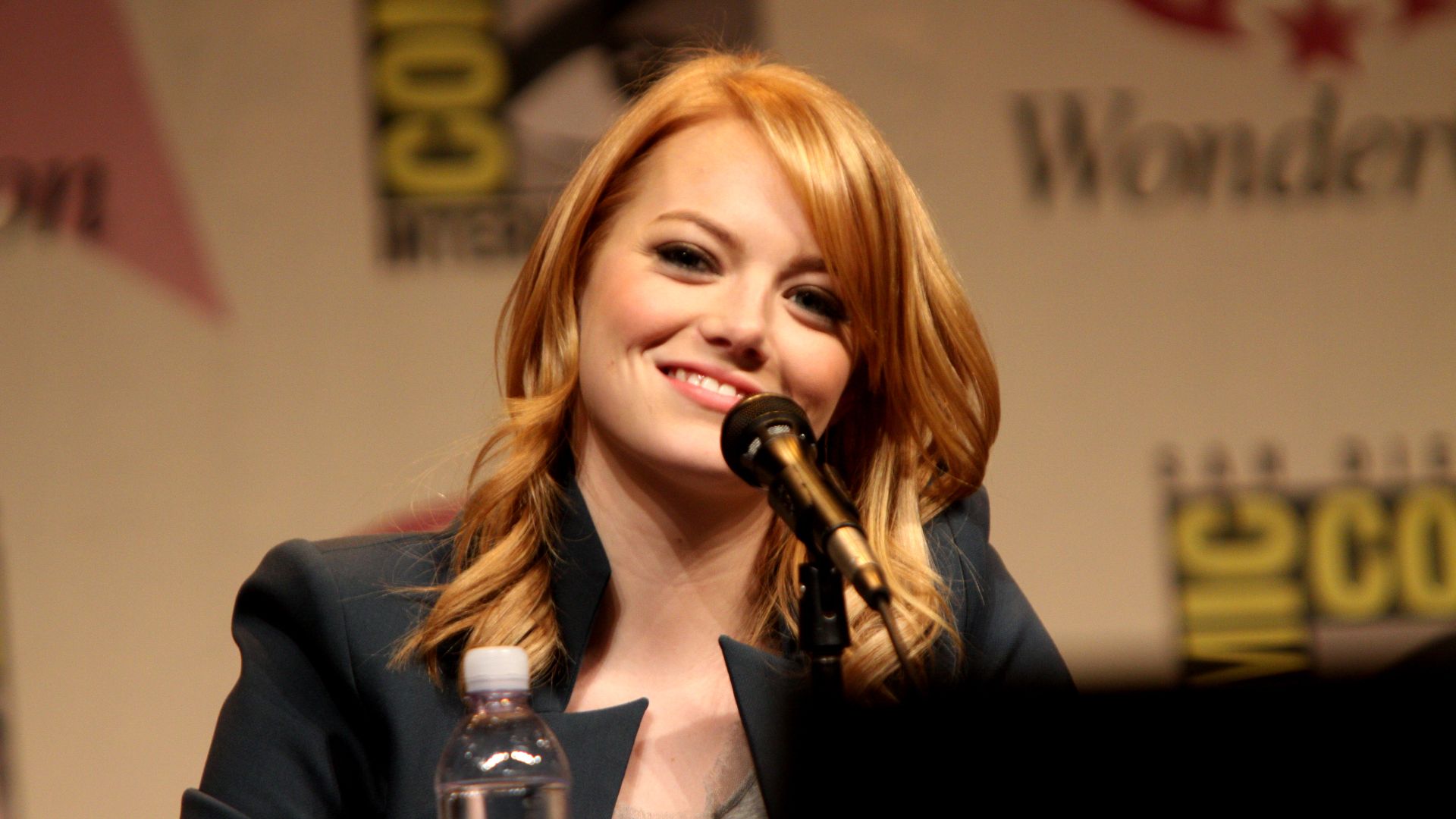 File:Emma Stone (6855554644).jpg