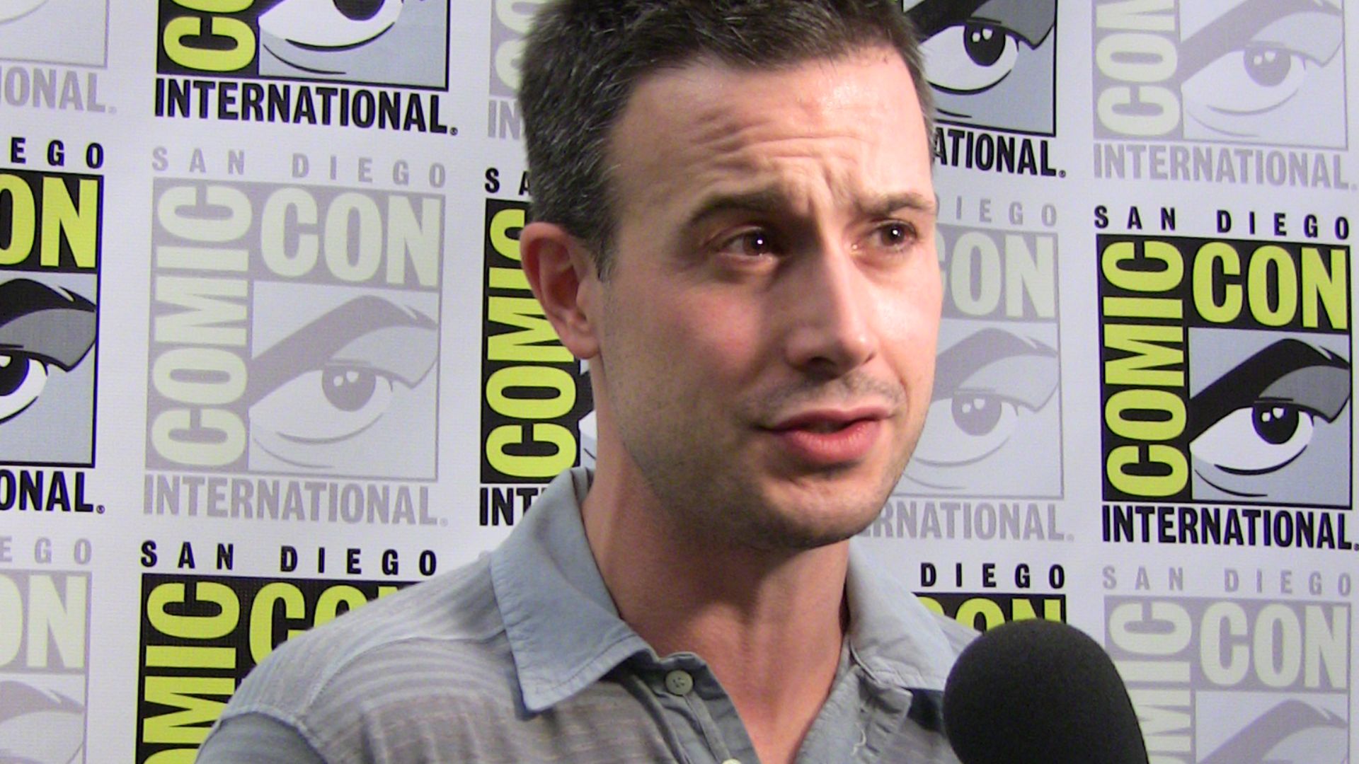 File:Freddie Prinze Jr Comic-Con 2009.jpg