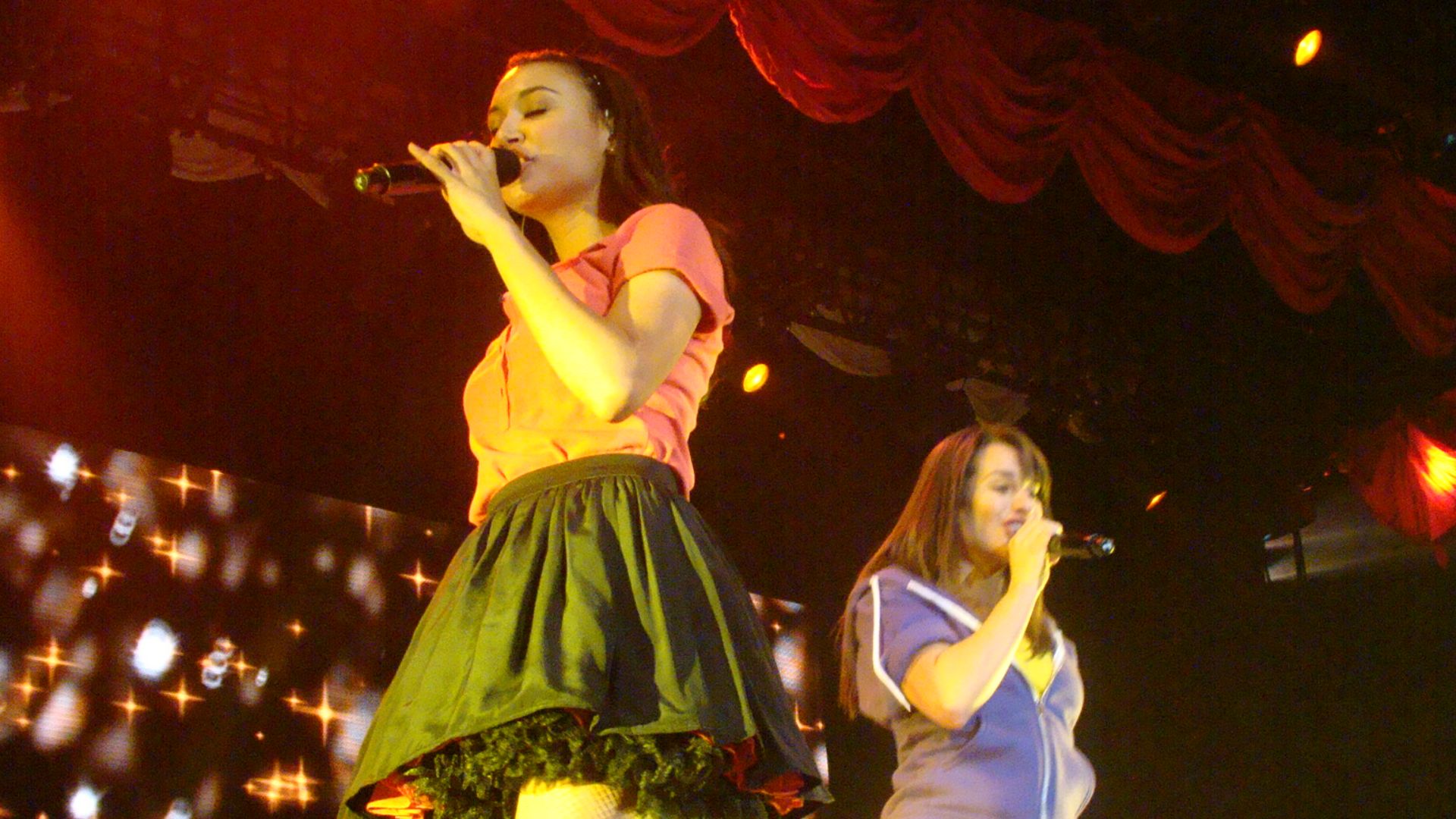 File:Naya Rivera & Lea Michele (5865332720).jpg