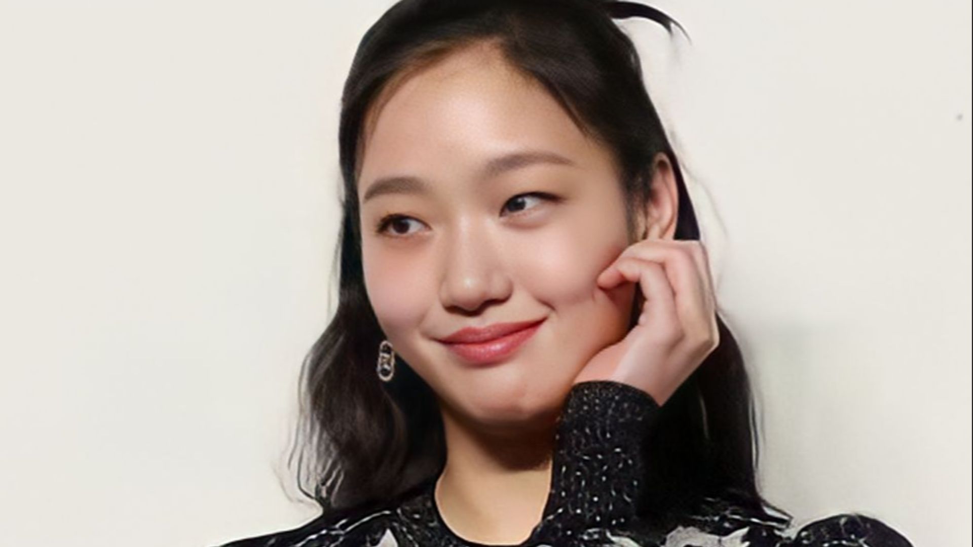File:20230906 Kim Go-eun 01.jpg