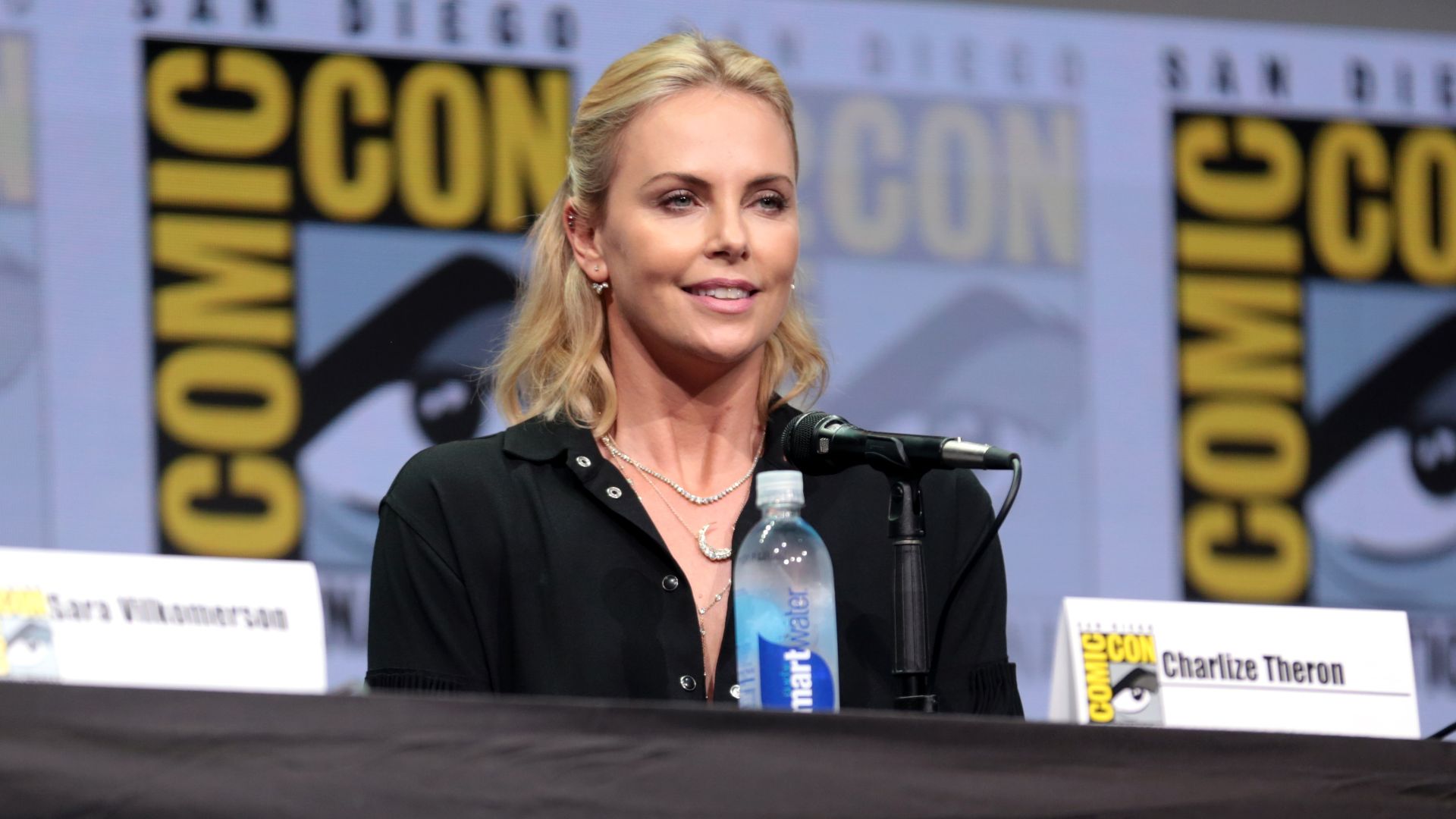 File:Charlize Theron (36168296806).jpg