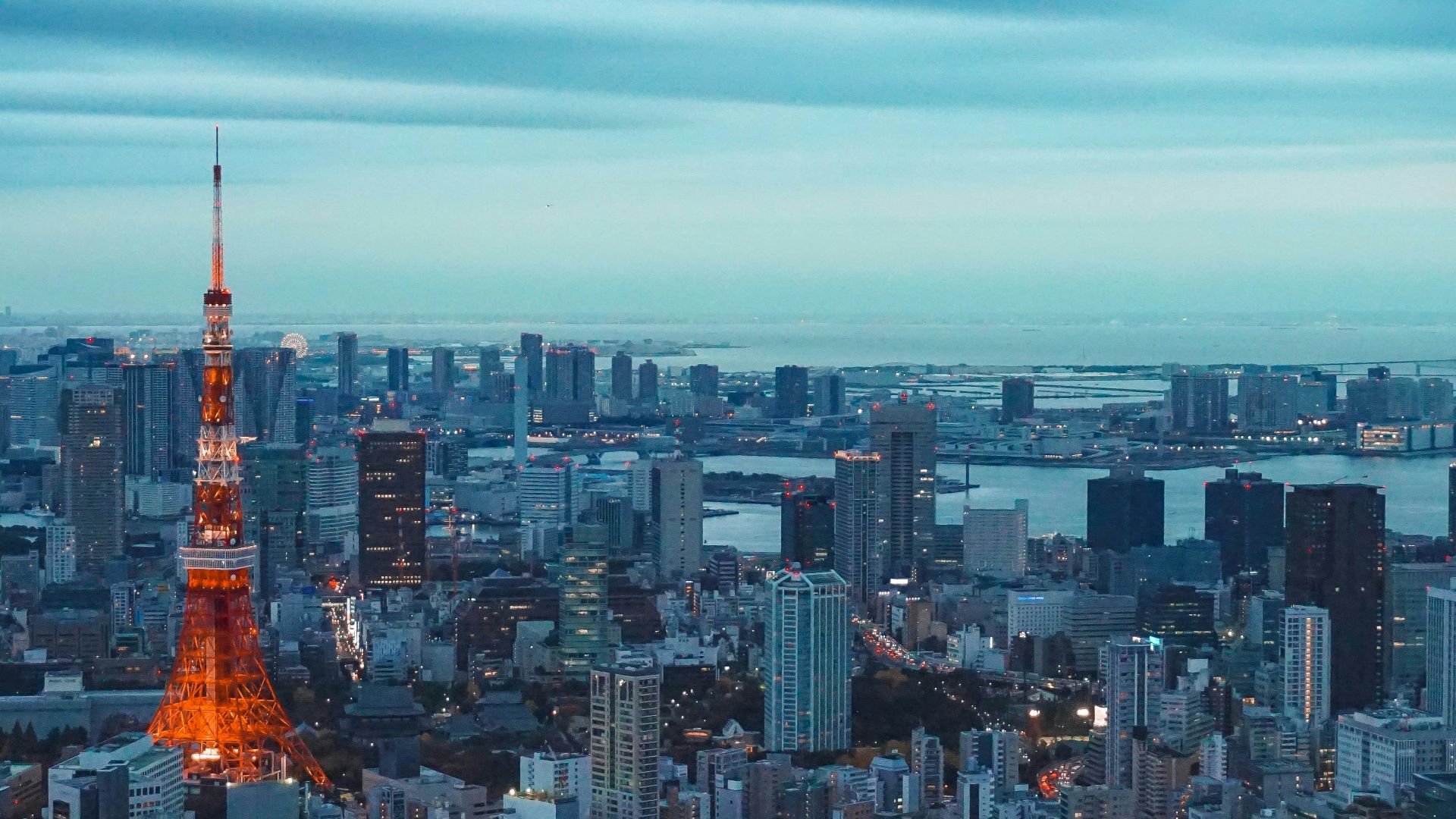 Eiffel Tower, Paris during dusk