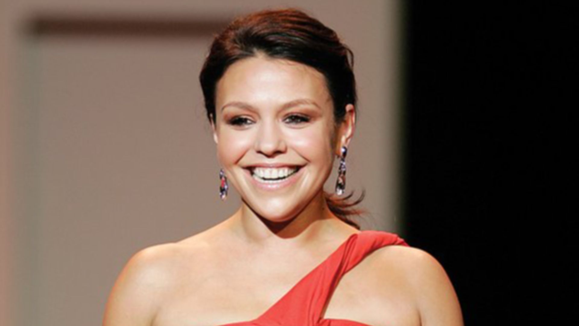 File:Rachael Ray, Red Dress Collection 2007.jpg