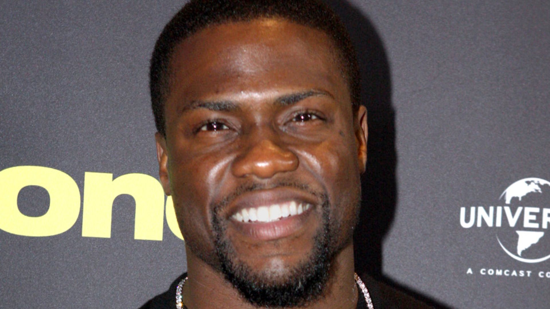 File:Kevin Hart 2014.jpg