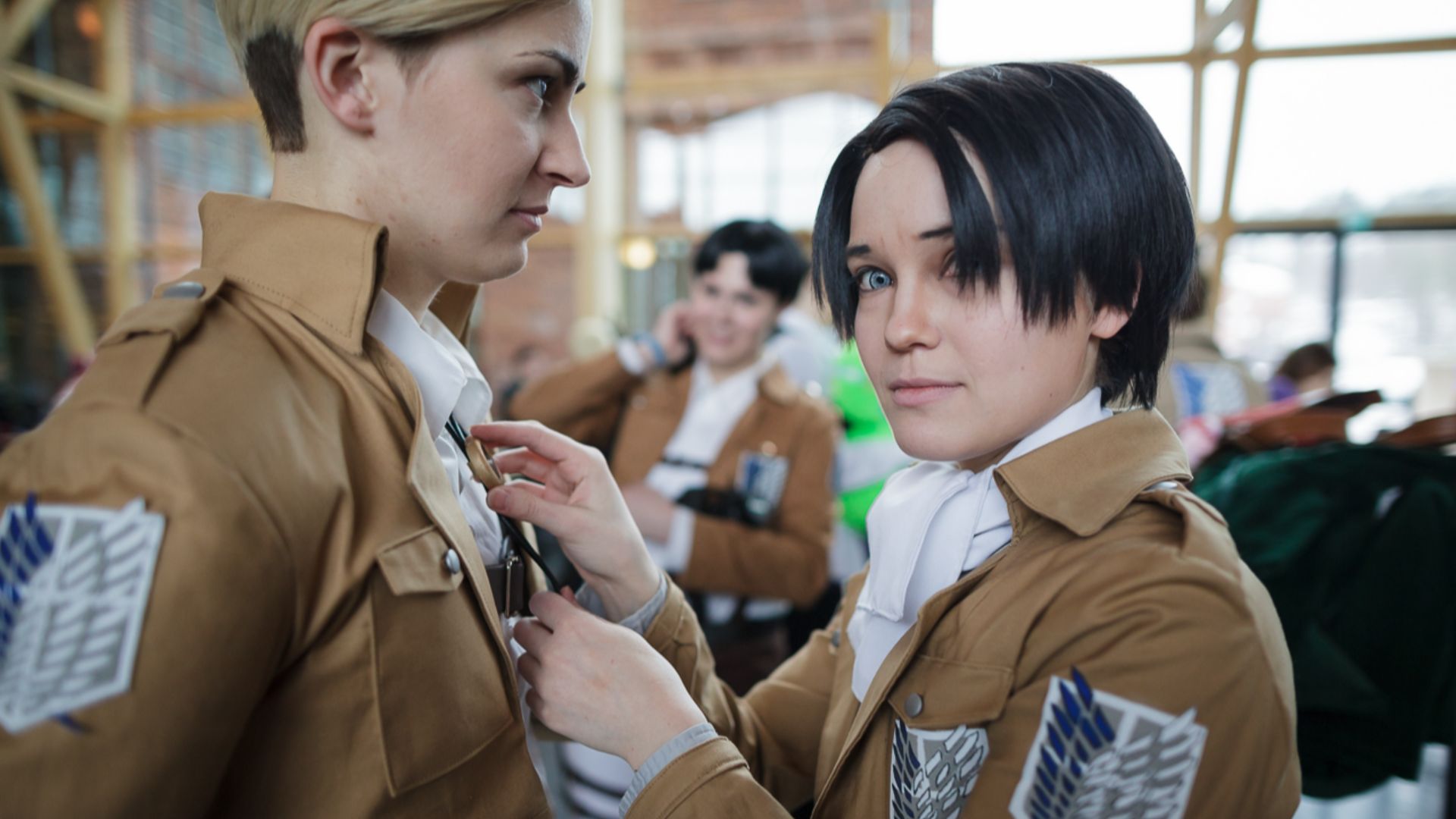 File:Cosplay of Erwin Smith and Levi Ackerman from Attack on Titan at Yukicon 2014 - clogz (20140215-IMG 4024).jpg
