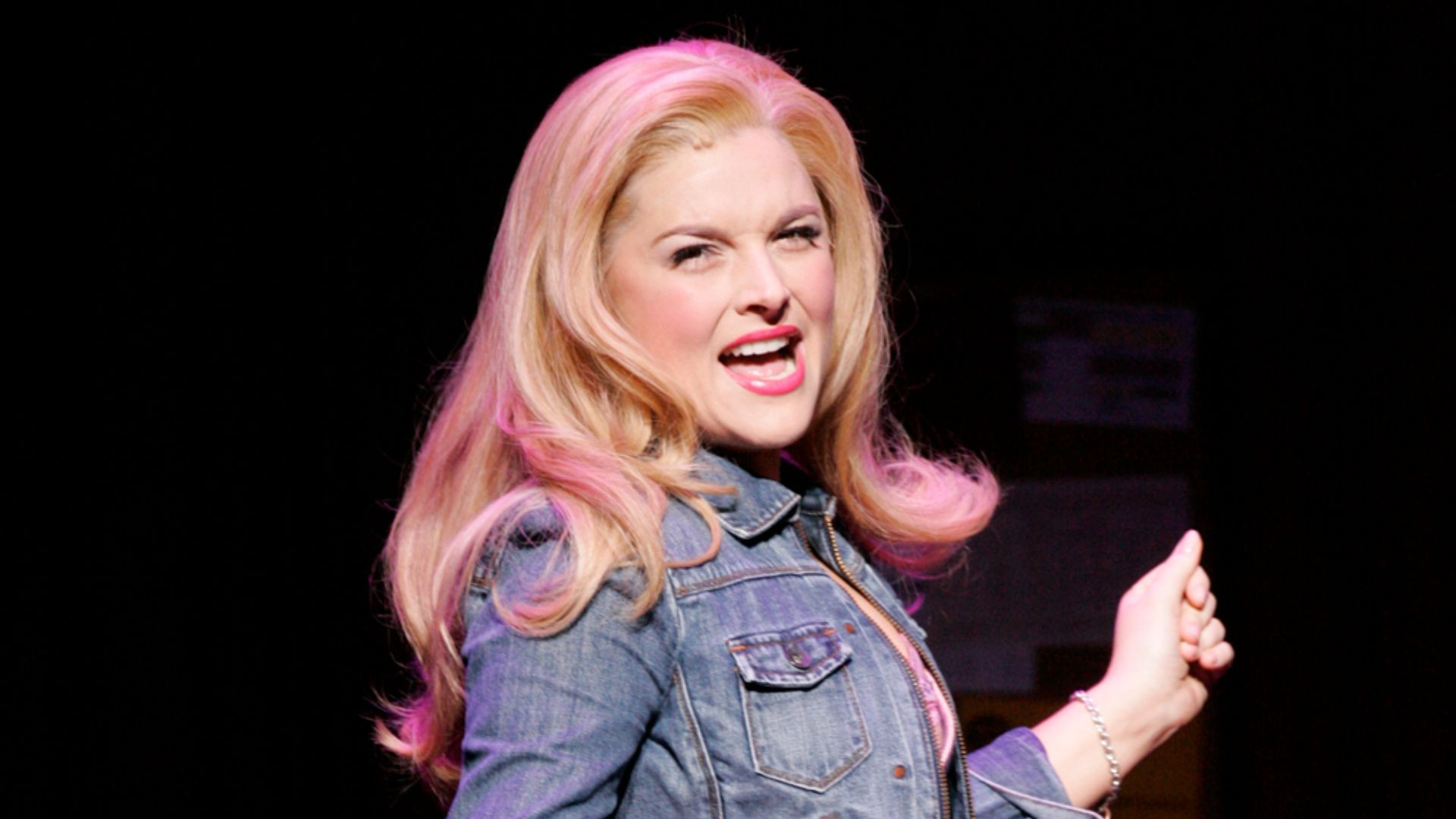 File:Legally Blonde The Musical (8008129675).jpg