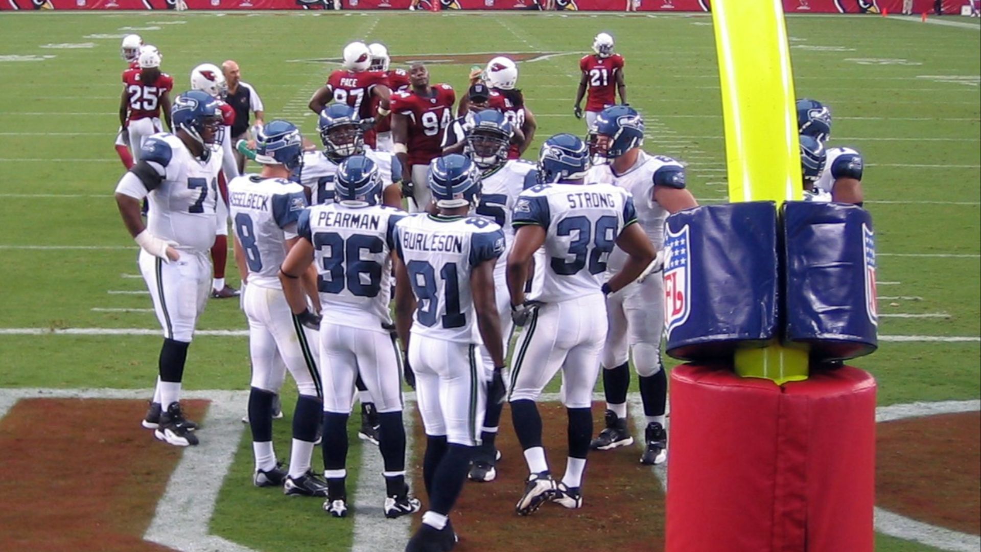 File:Arizona Cardinals vs Seattle Seahawks 2007 game.jpg