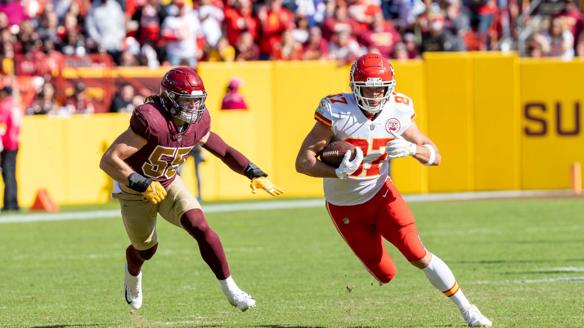 File:Cole Holcomb chasing Travis Kelce OCT2021.jpg