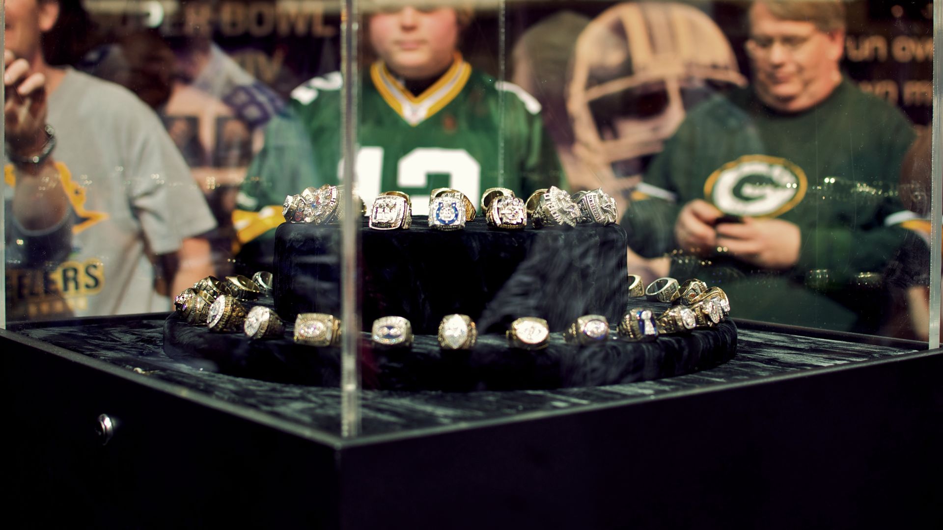 File:Super Bowl rings on display.jpg