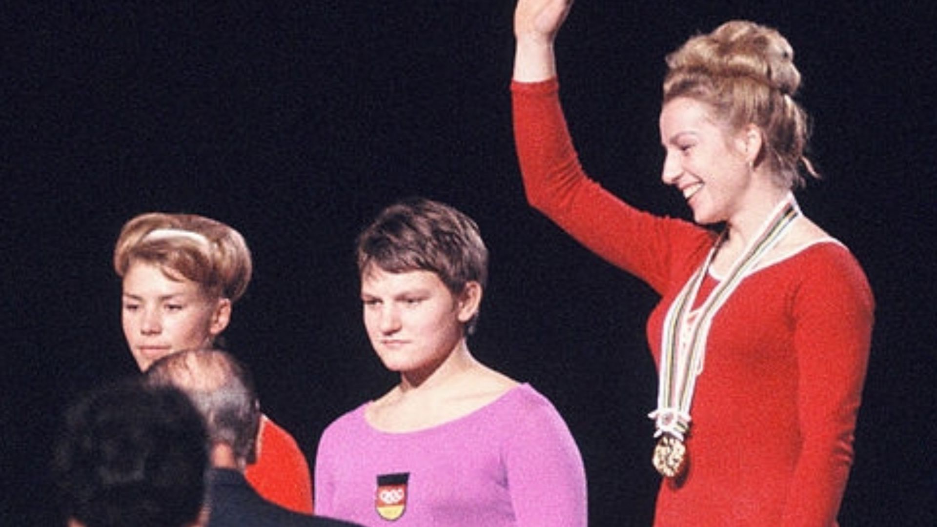 File:Larisa Latynina, Birgit Radochla, Věra Čáslavská 1964.jpg