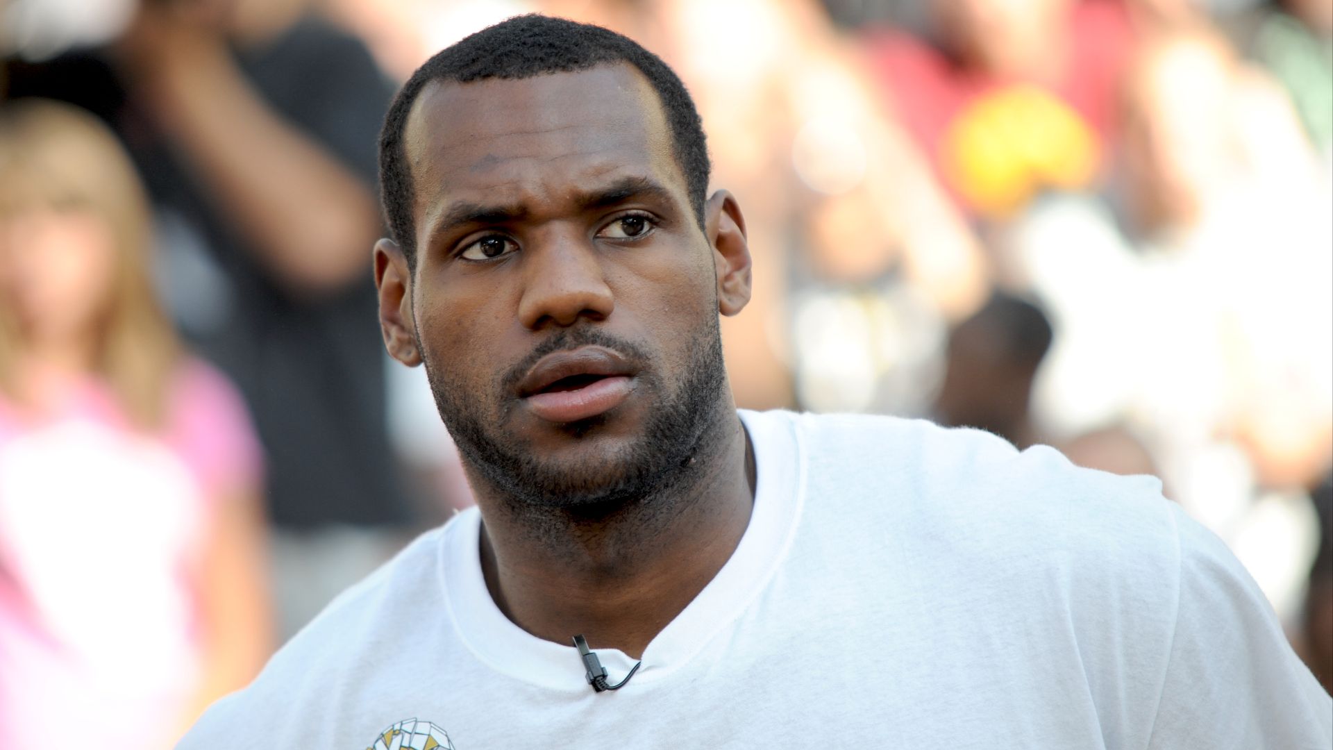 File:LeBron James Paris 2009.jpg