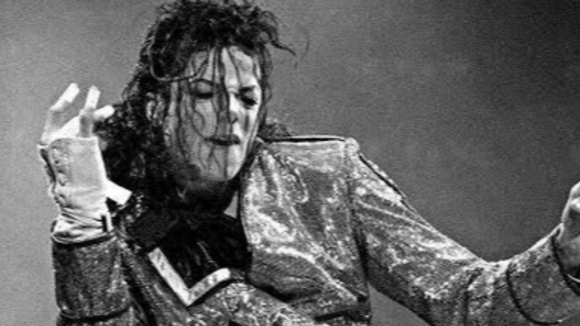 File:Michael Jackson 1992.jpg