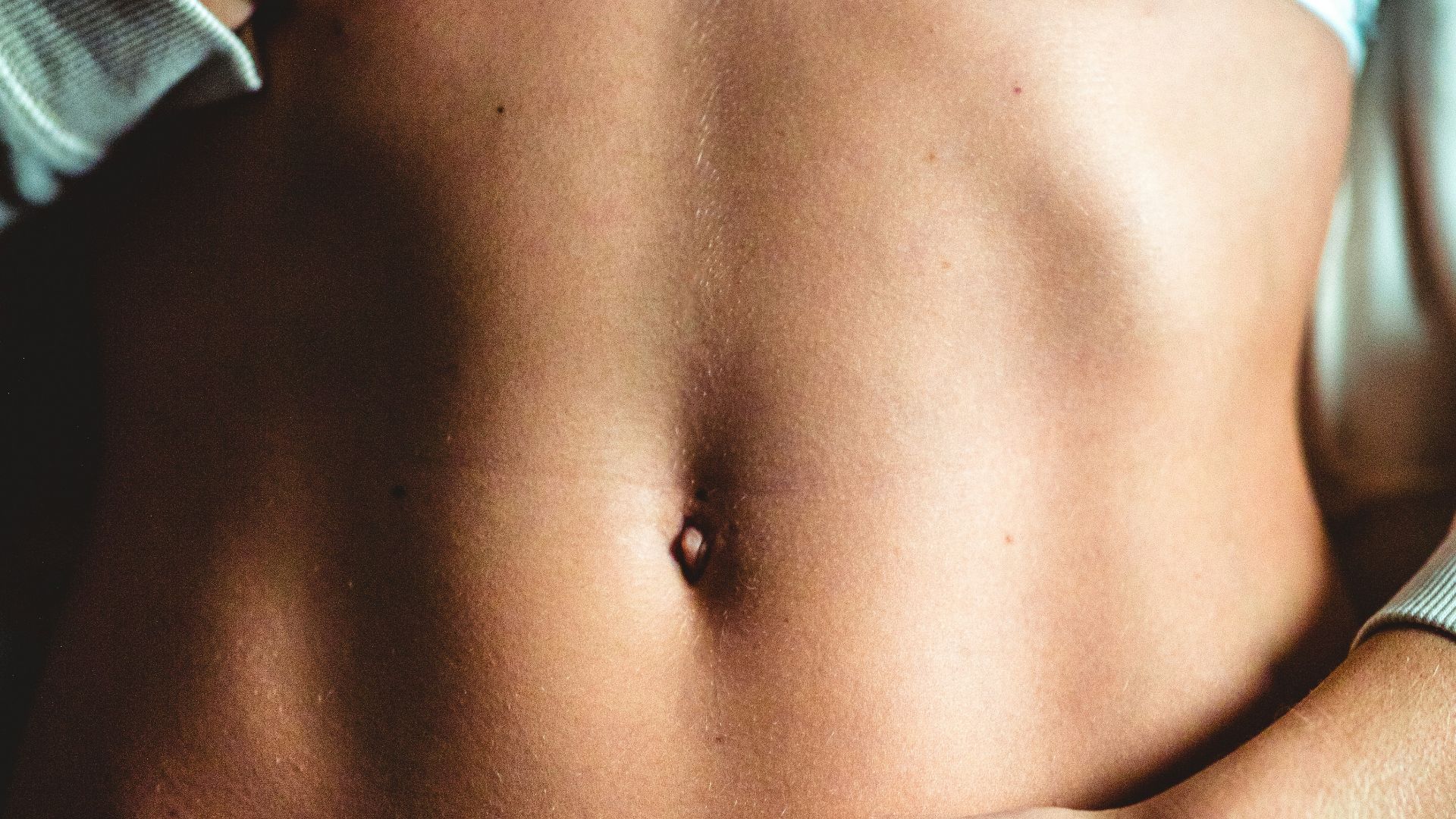 woman wearing black panty