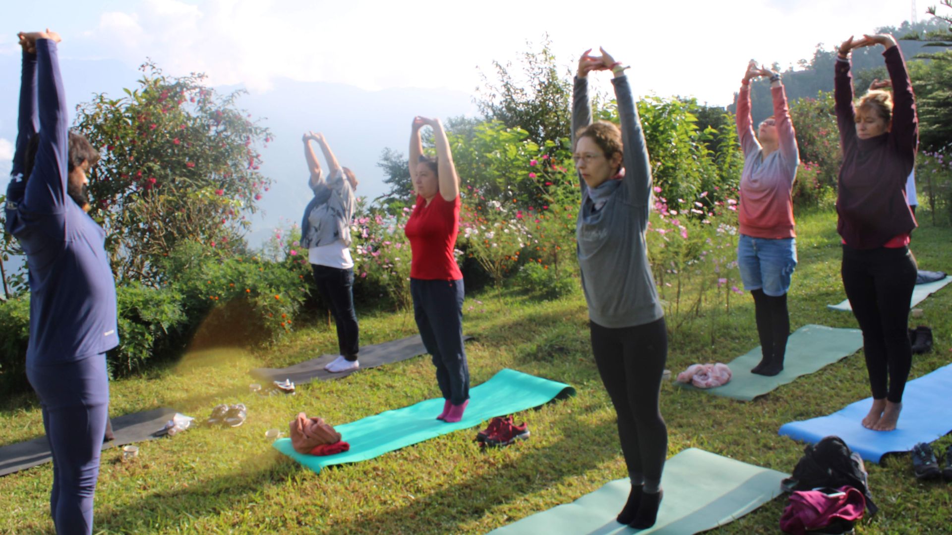 File:Group Yogasana at Begnas Yoga & Retreat.jpg