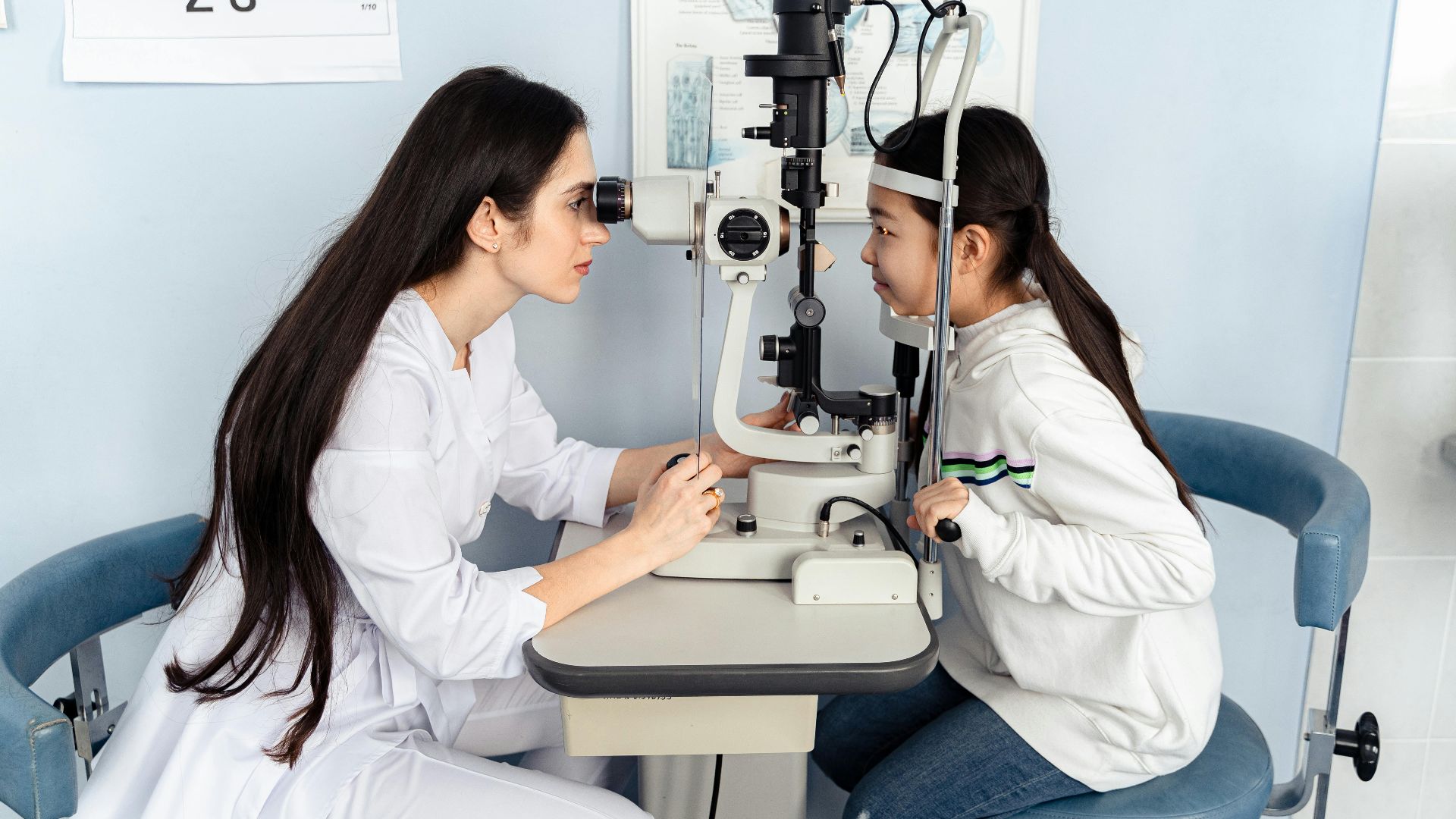 Antoni Shkraba Studio