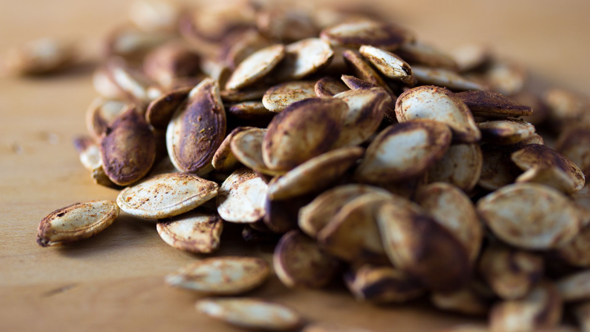 File:Roasted Spiced Pumpkin Seeds (6392360645).jpg