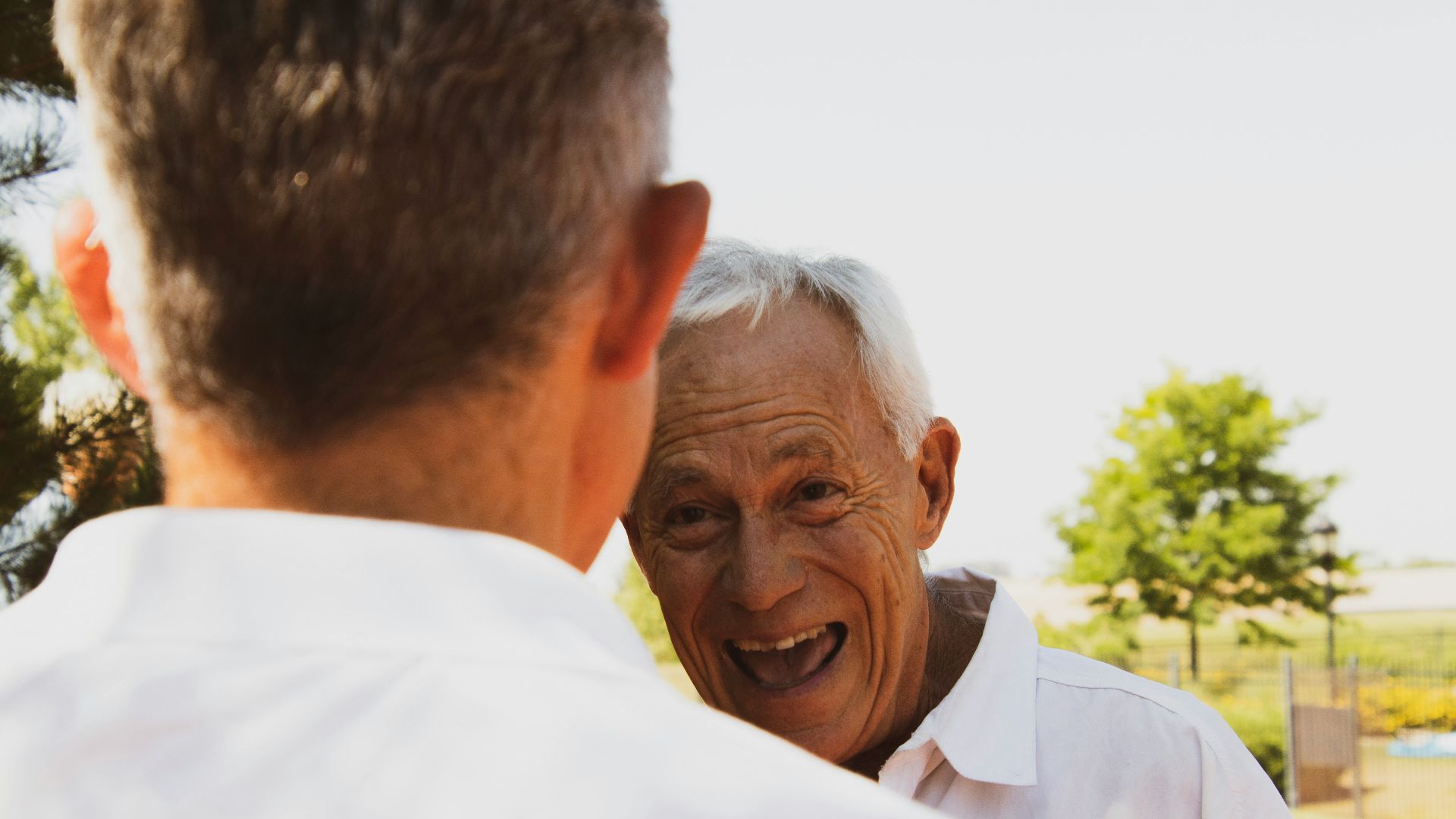 men's white button-up shirt