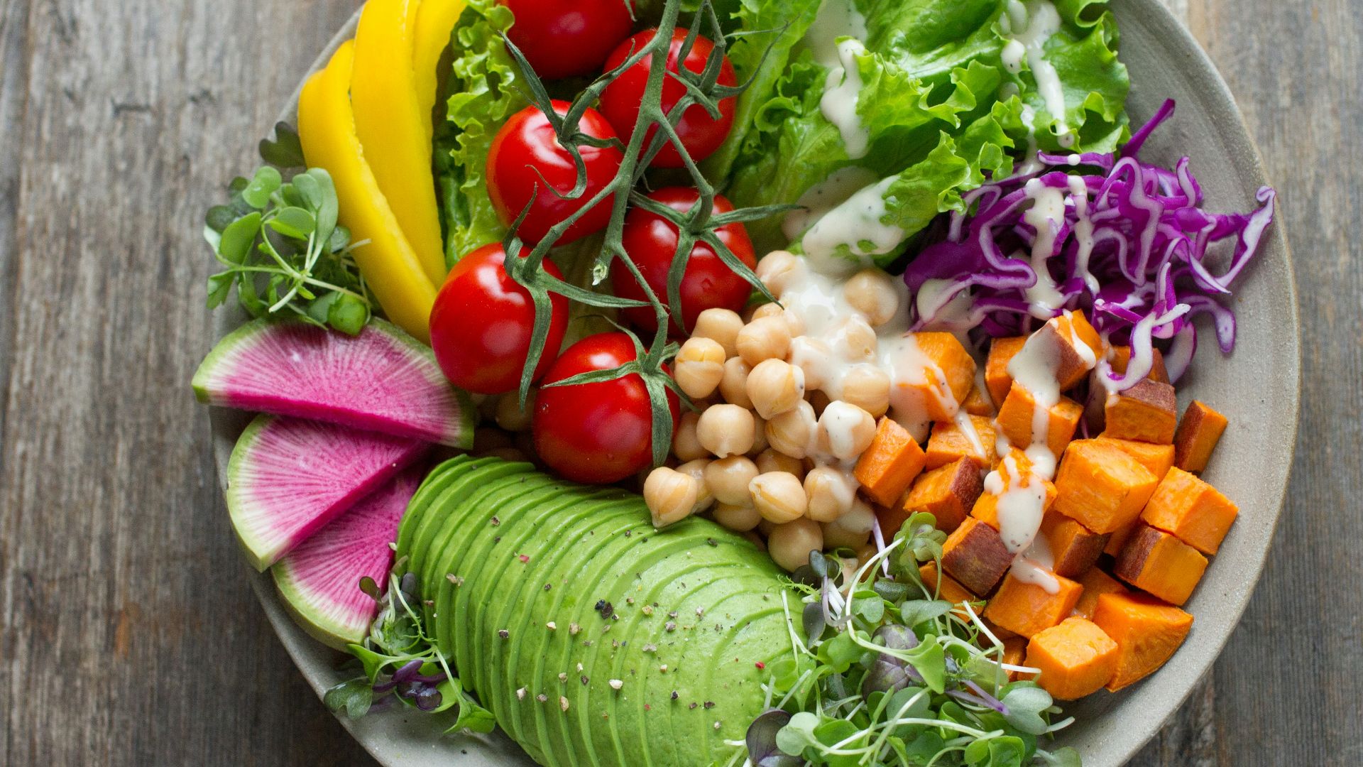 bowl of vegetable salads