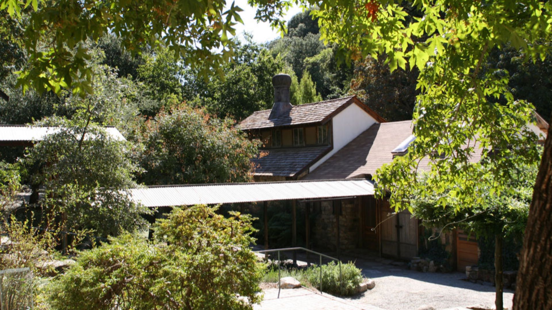 File:Tassajara Kitchen (San Francisco Zen center, SFZC, Soto).jpg