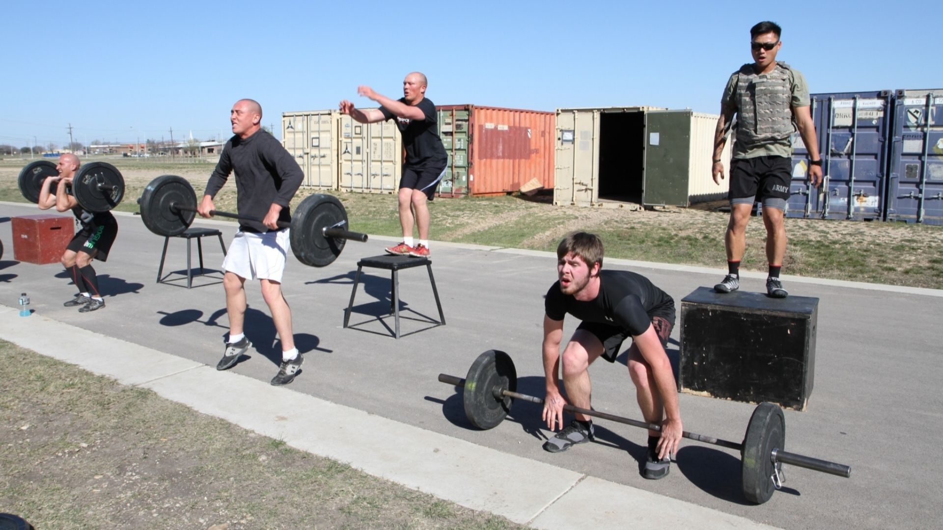 File:Centurion CrossFit hosts hero workout, honors fallen soldier 130223-A-WD324-005.jpg