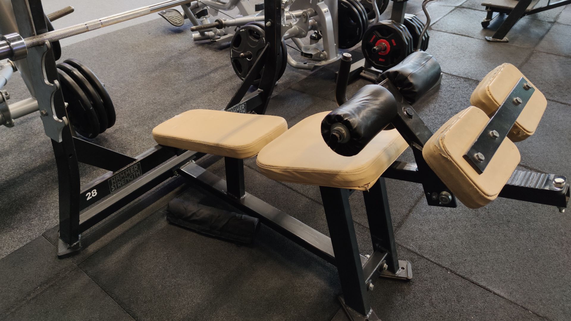 File:Negative bench.jpg