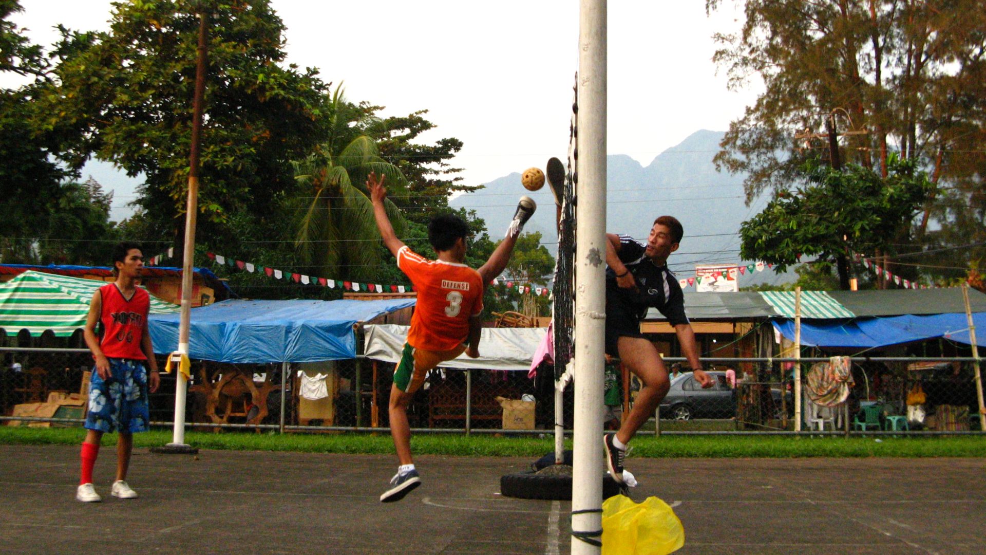 File:Sepak Takraw (3828519859).jpg