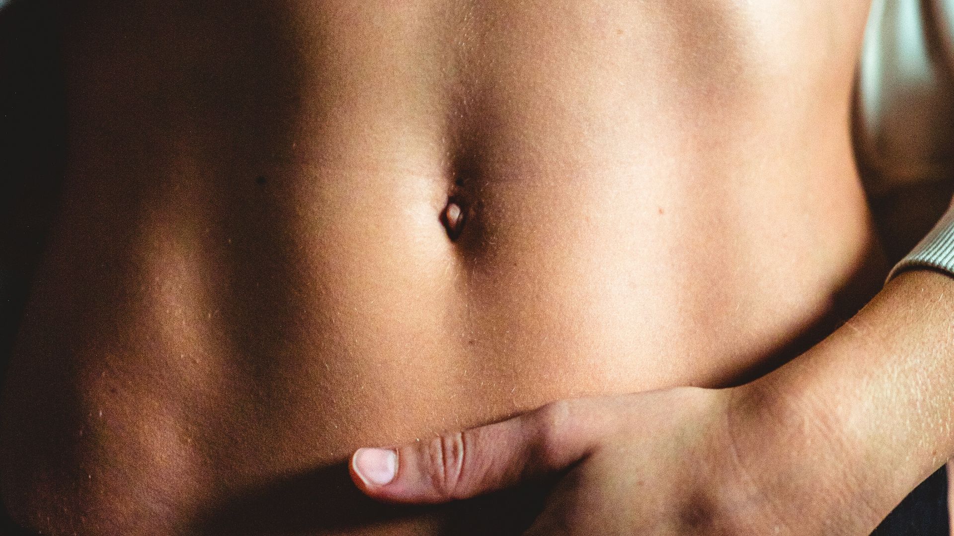 woman wearing black panty