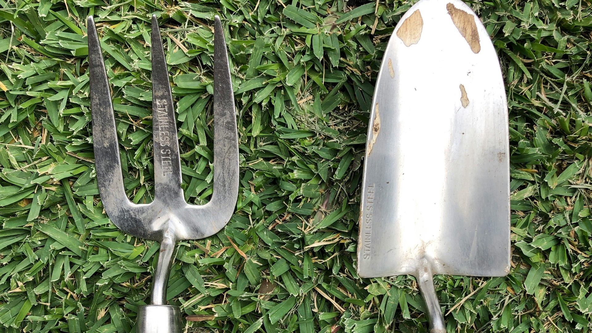 a couple of metal objects with a metal object on top of them
