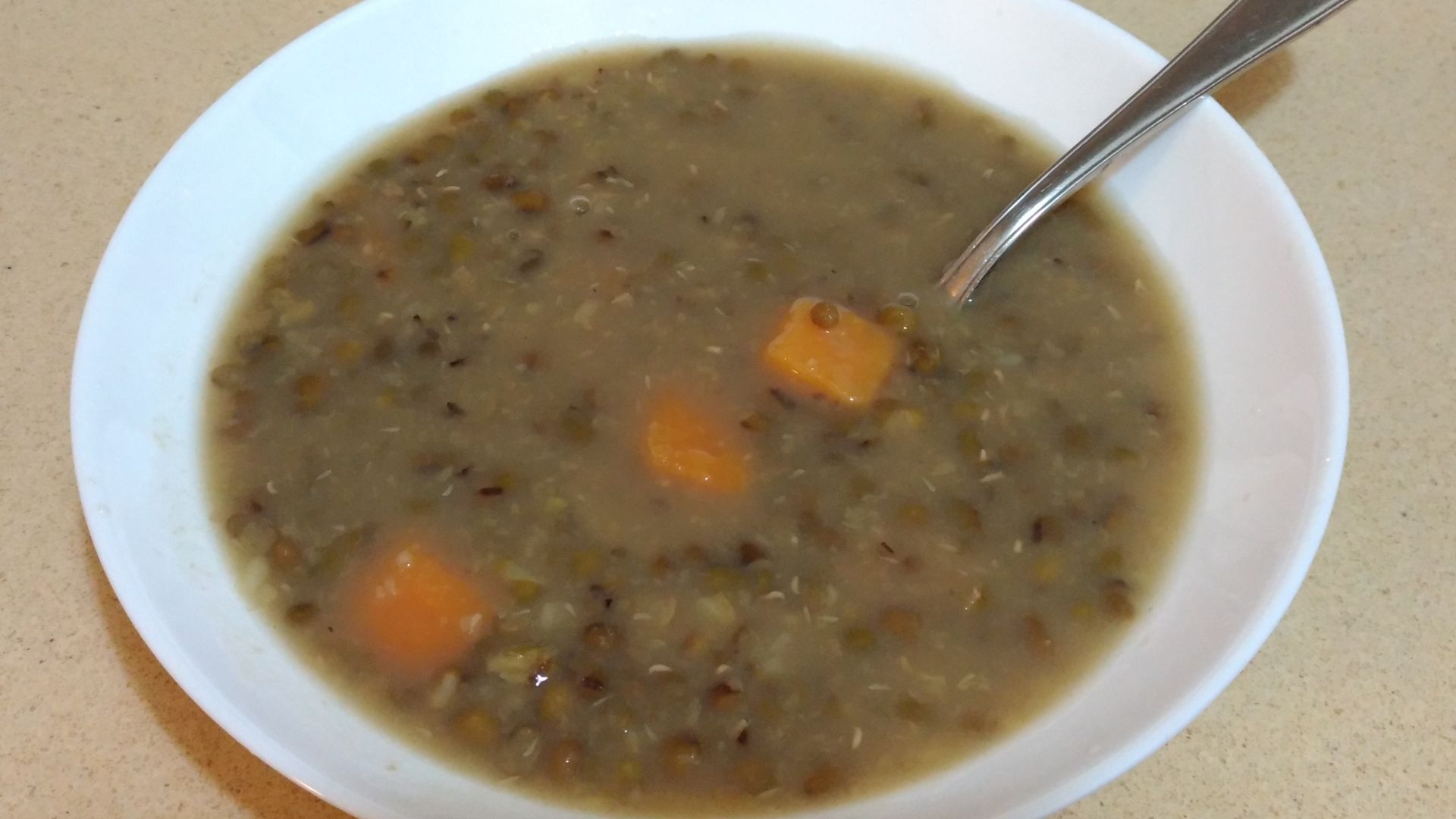 File:Taiwanese mung bean soup.jpg