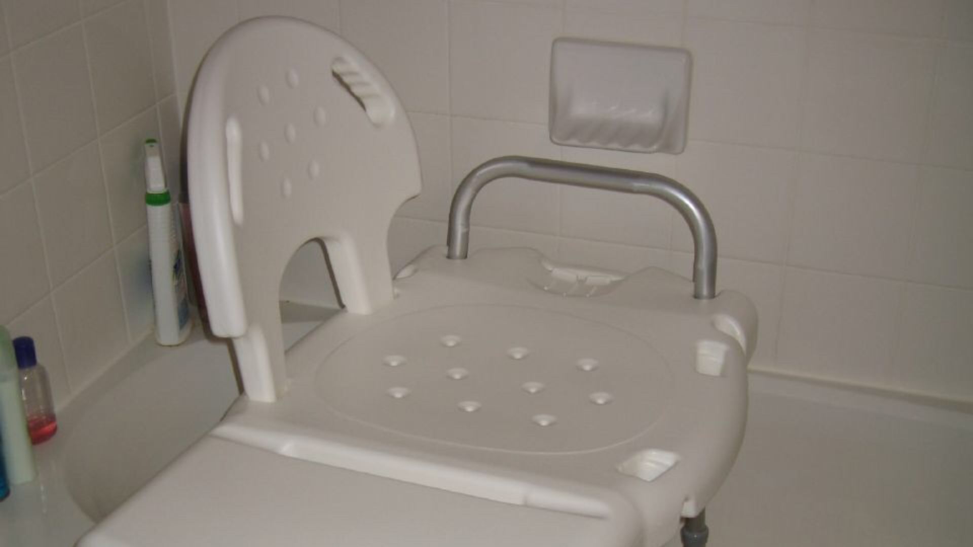 File:Transfer bench.jpg