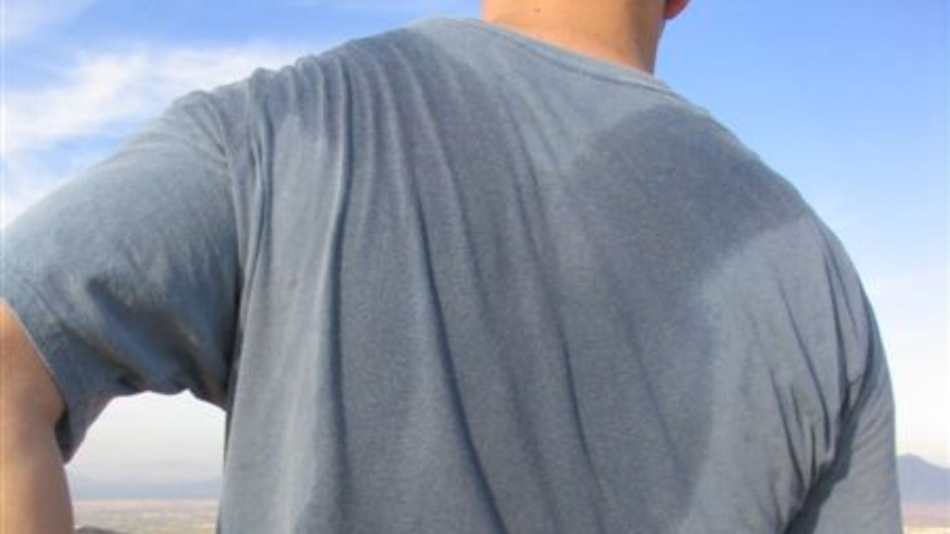 File:JP's all sweaty -- he was carrying Oscar. He's the man (69487890).jpg