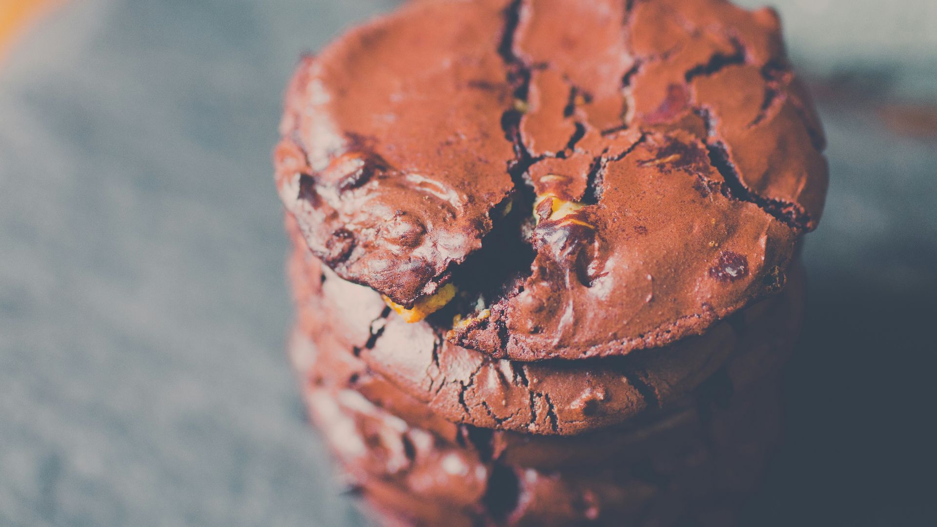 stacked chocolate cookies