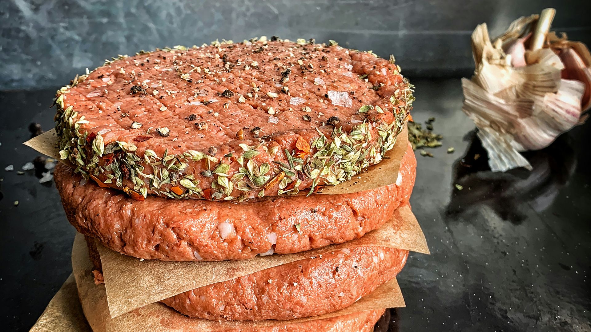 brown bread with ham and cheese