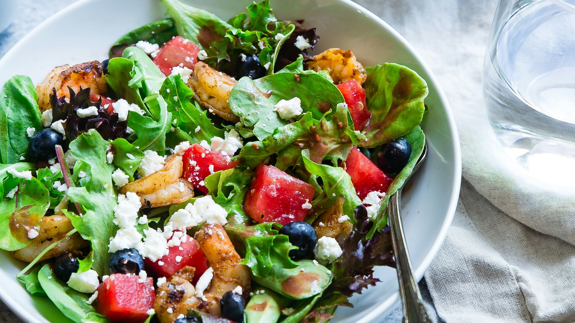 vegetable salad on white ceramic bowl