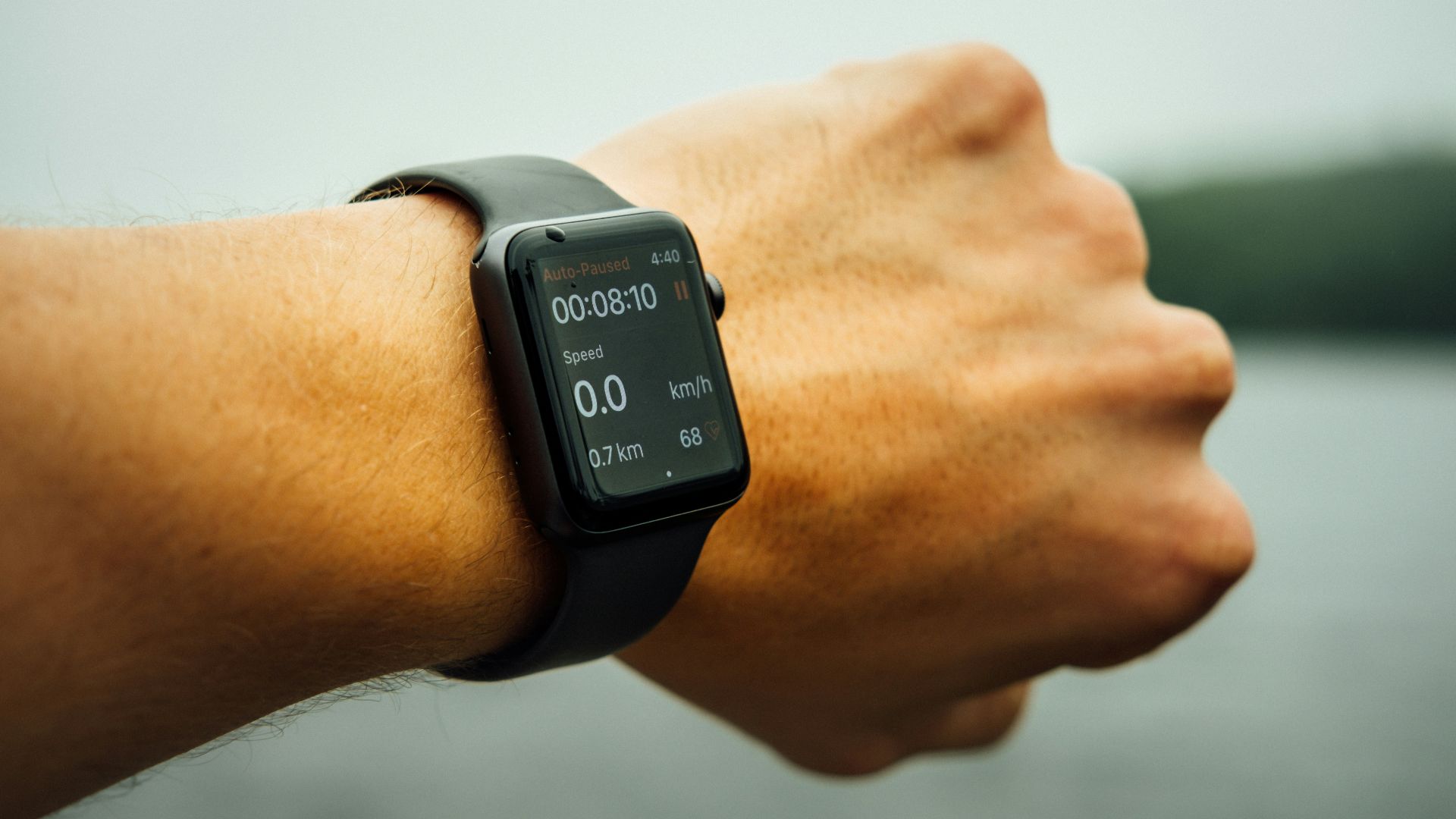 space gray aluminum case Apple watch