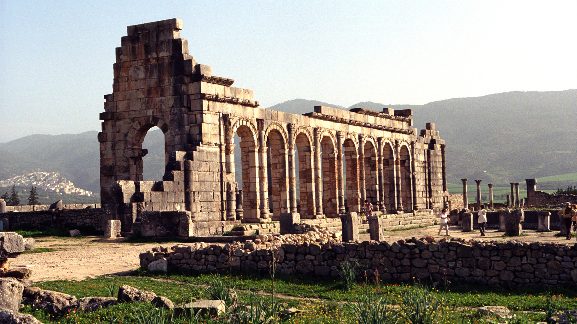 File:Volubilis-basilica.jpg