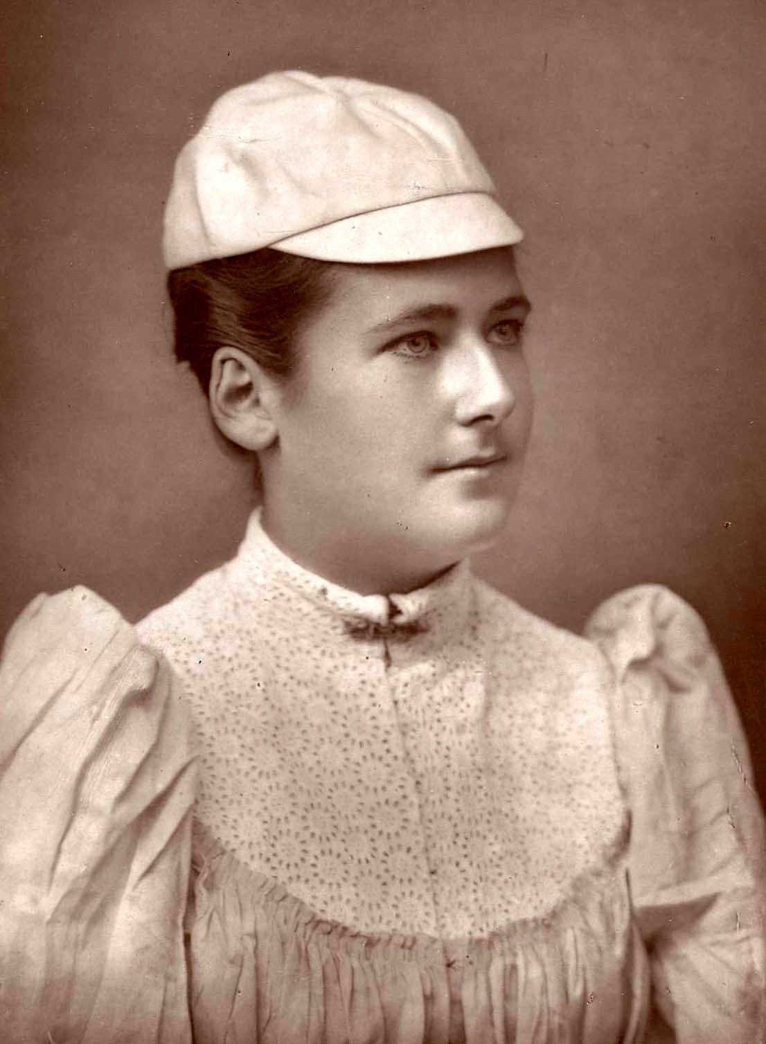 File:Lottie Dod age20.jpg