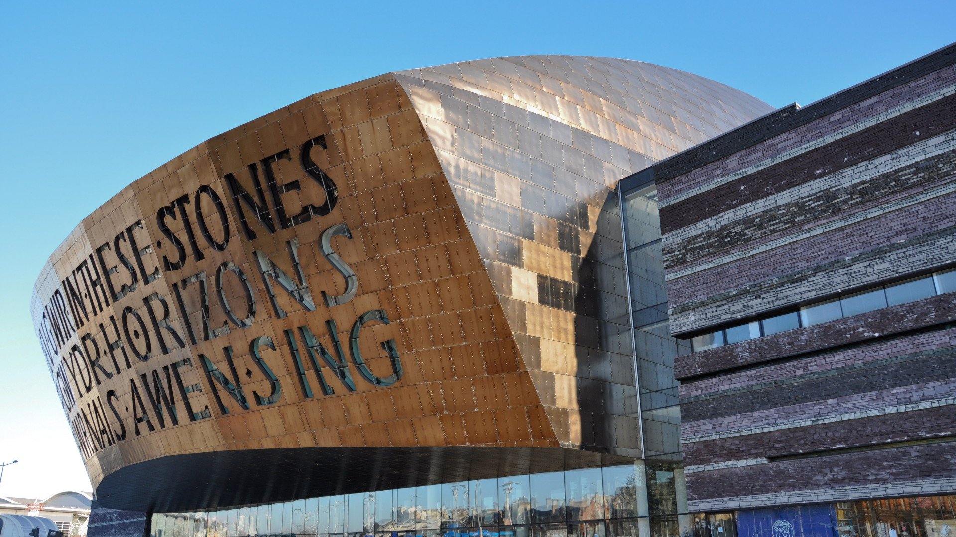 File:Millennium Centre, Cardiff Bay.jpg