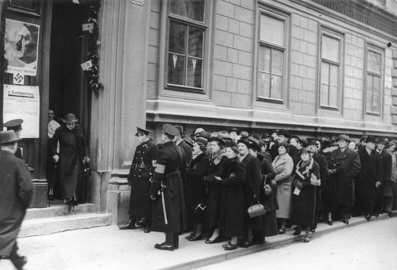 File:Bundesarchiv Bild 183-2006-1411-500, Wien, Volksabstimmung zum Anschluß Österreichs.jpg