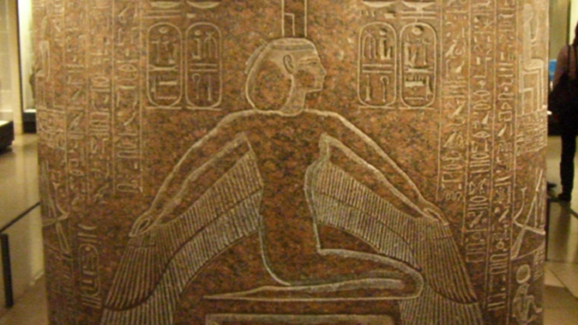 File:Goddess Nephthys with gold hieroglyph, Louvre.jpg