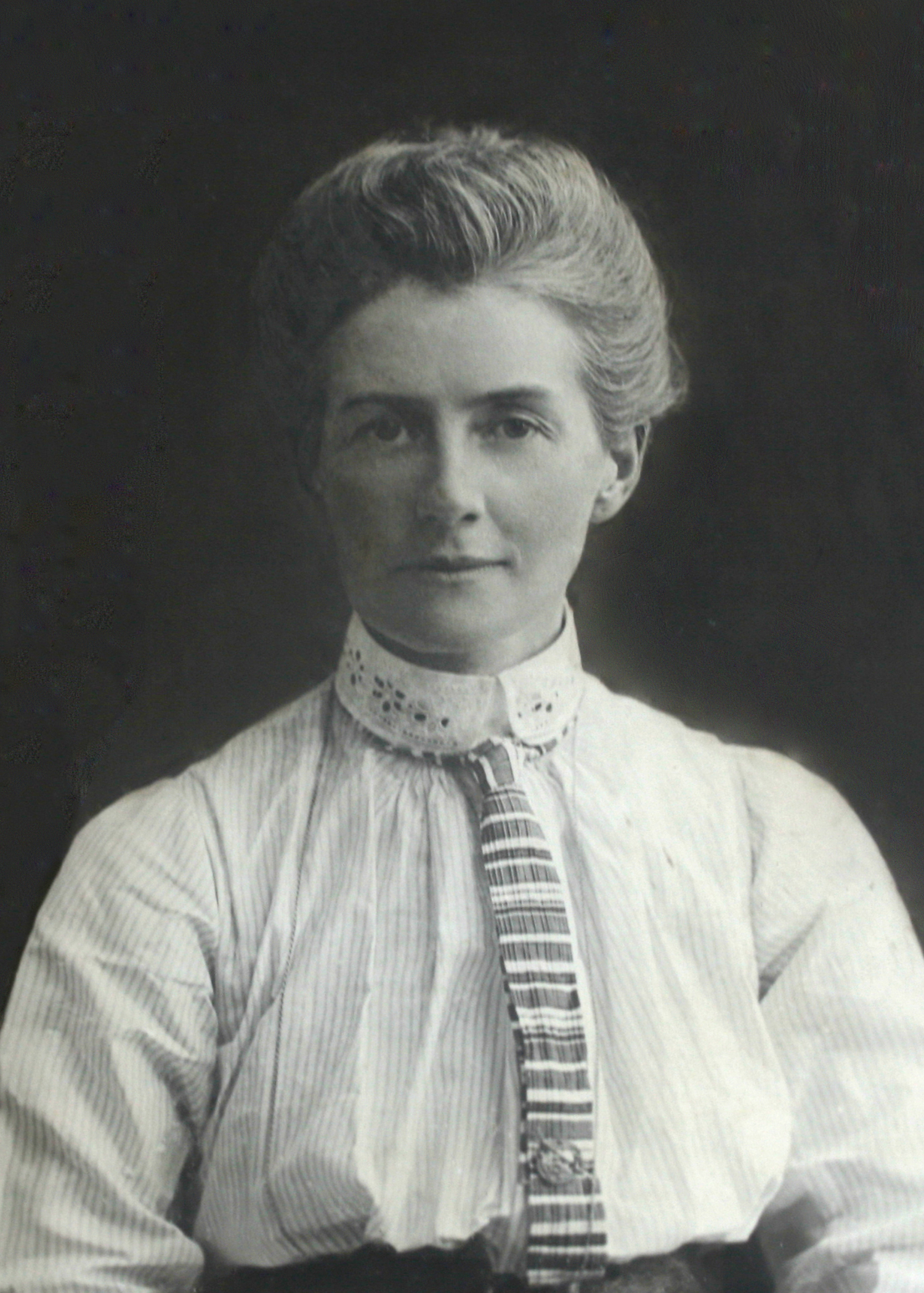 File:Edith Cavell.jpg