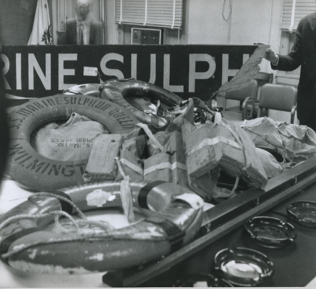 File:SS Marine Sulphur Queen remains.jpg