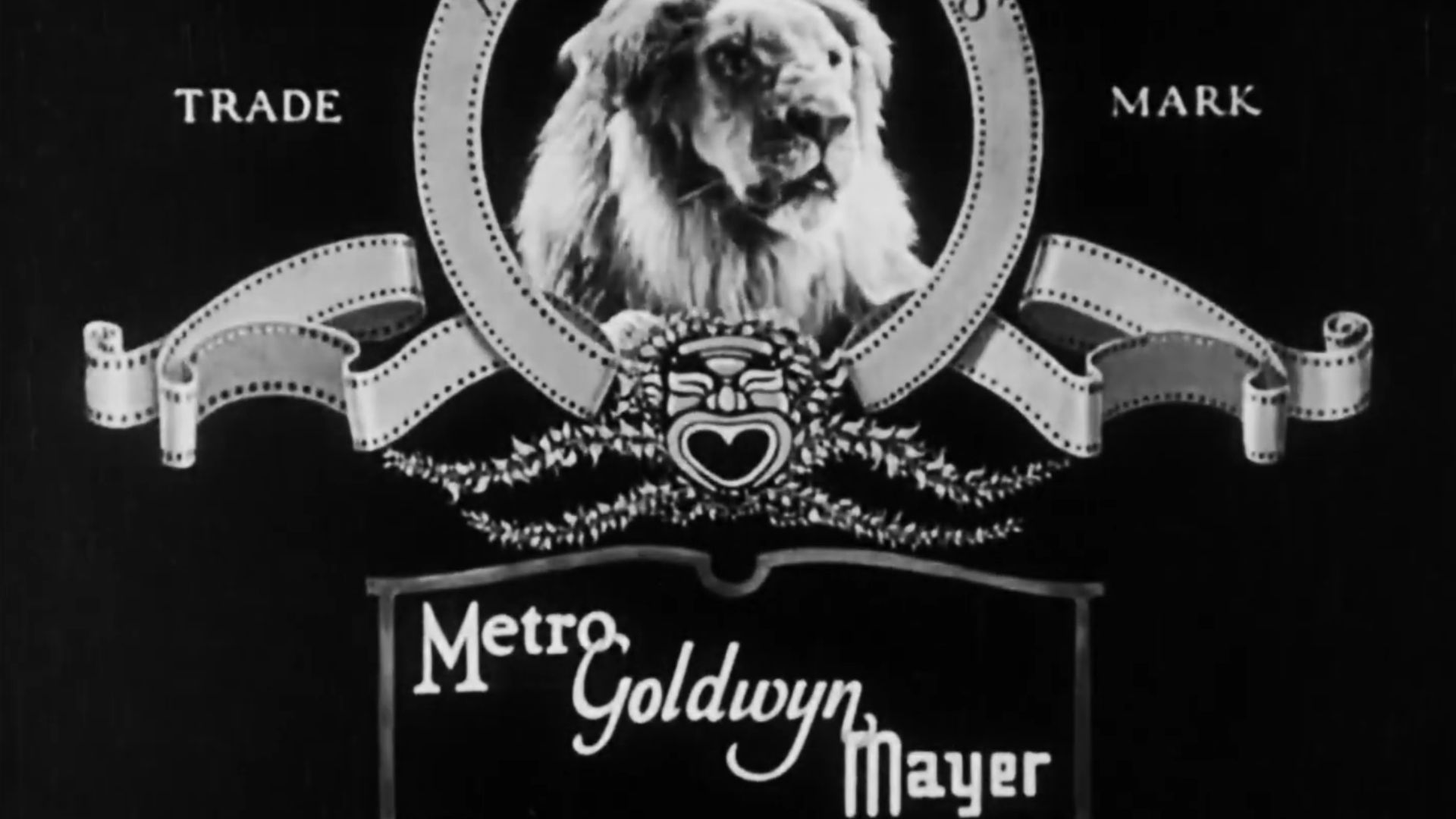 File:Metro-Goldwyn-Mayer — Slats the Lion (1926).png