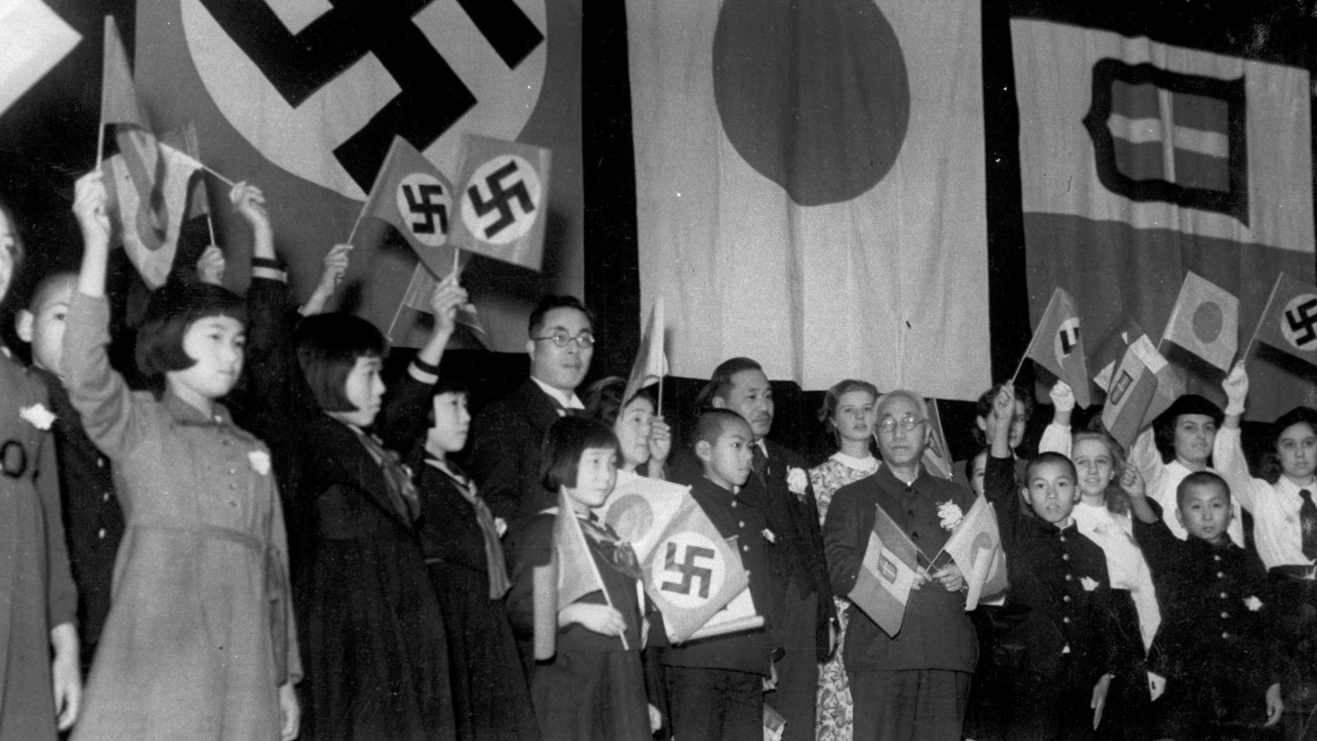 File:Celebration of the Japan-Germany-Italy-Triparite-Pact (1940) in Tokio.jpg