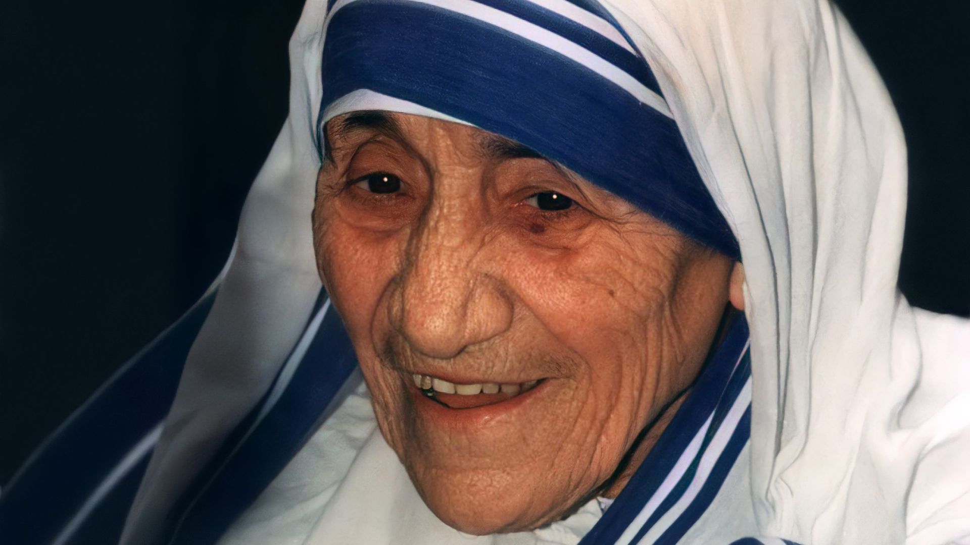 File:Mother Teresa 1.jpg